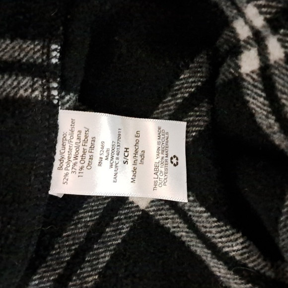 Free Assembly Shacket - Picture 5 of 6